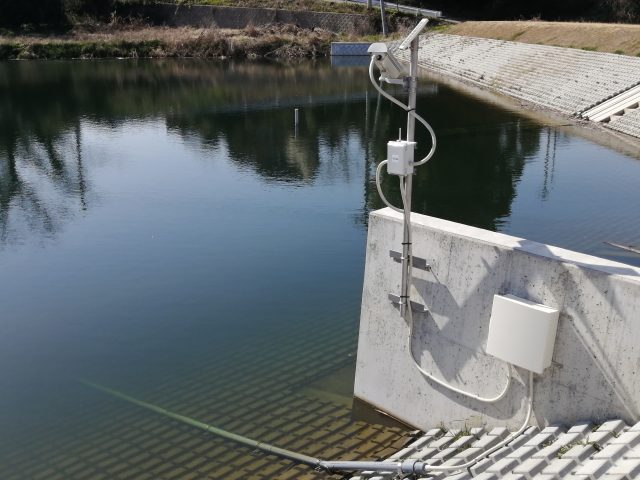 カメラ搭載IoT水圧式ため池・河川等水位監視センサー 画像